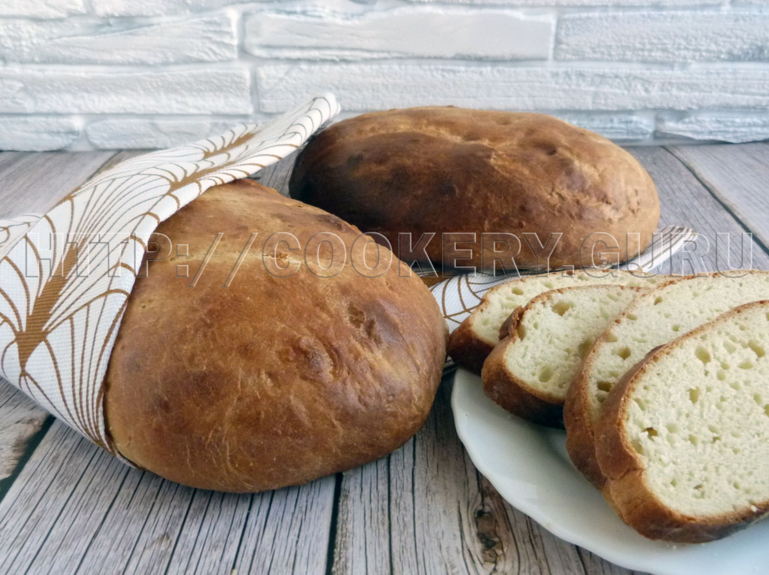 Пшеничный хлеб на сыворотке