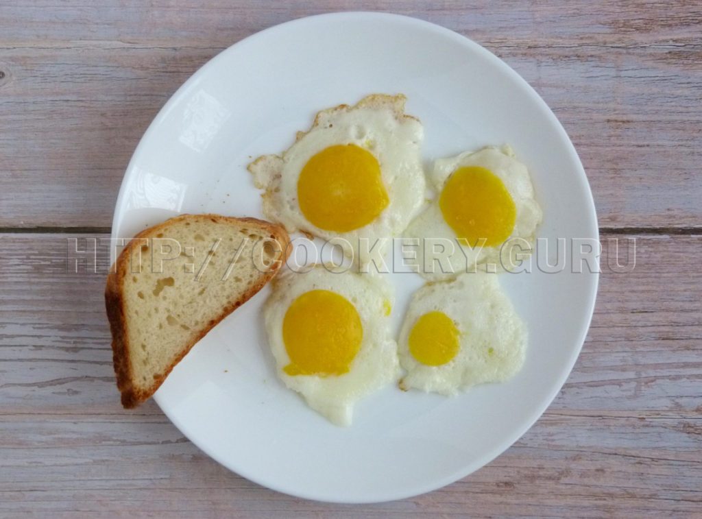 яичница из одного яйца, яичница из замороженных яиц, яичница из замороженного яйца, яичница из замороженных яиц рецепт с фото, мини яичница замораживаем яйцо, мини яичница, мини яичница из замороженного яйца