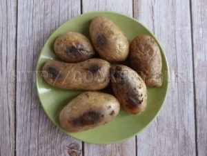 запеченная картошка, печеная картошка в мундире