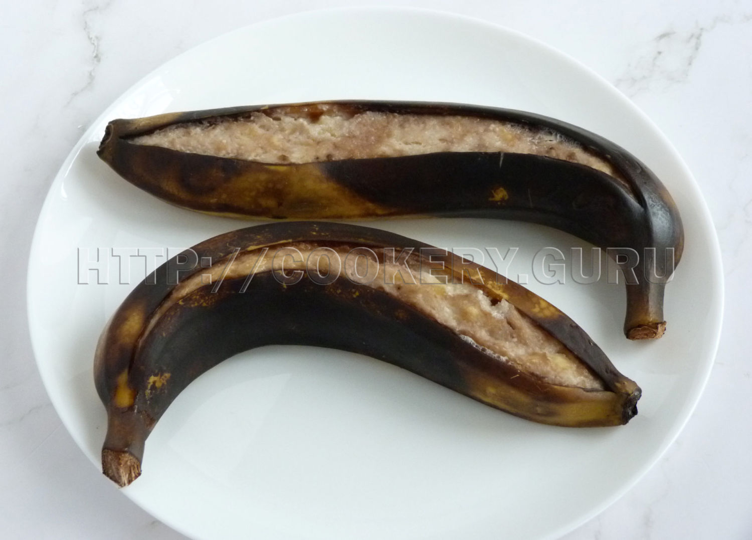 Запеченные бананы с рикоттой в духовке