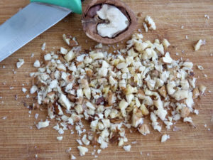 грецкие орехи, нарезать грецкие орехи