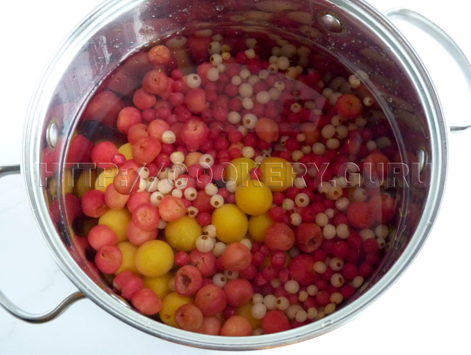 Как варить компот из ягод в кастрюле замороженных пошаговый рецепт с фото