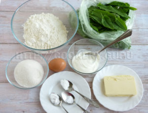 ингредиенты для песочного пирога с щавелем
